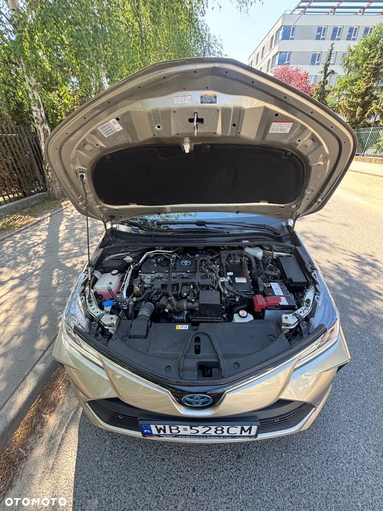 Toyota Corolla 1.8 Hybrid Executive - 28