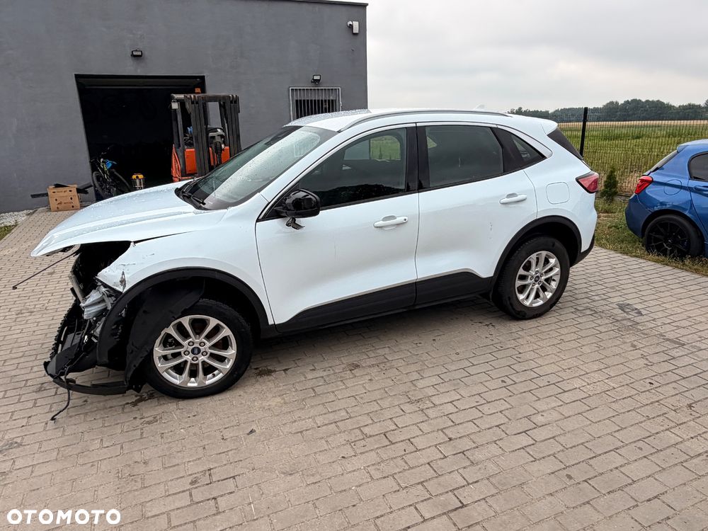 Ford Kuga 2.5 Duratec FHEV TITANIUM - 9