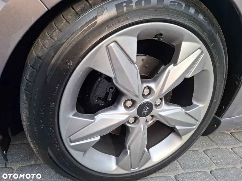 Ford Mondeo 2.0 T Titanium S - 24