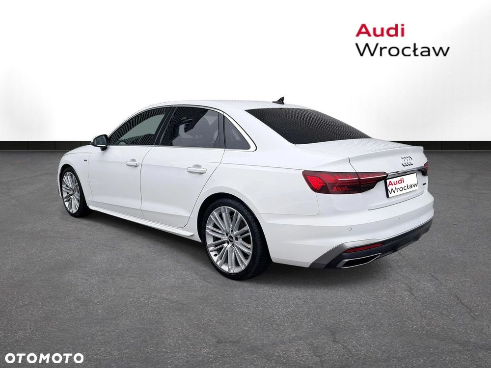 Audi A4 Limousine - 7