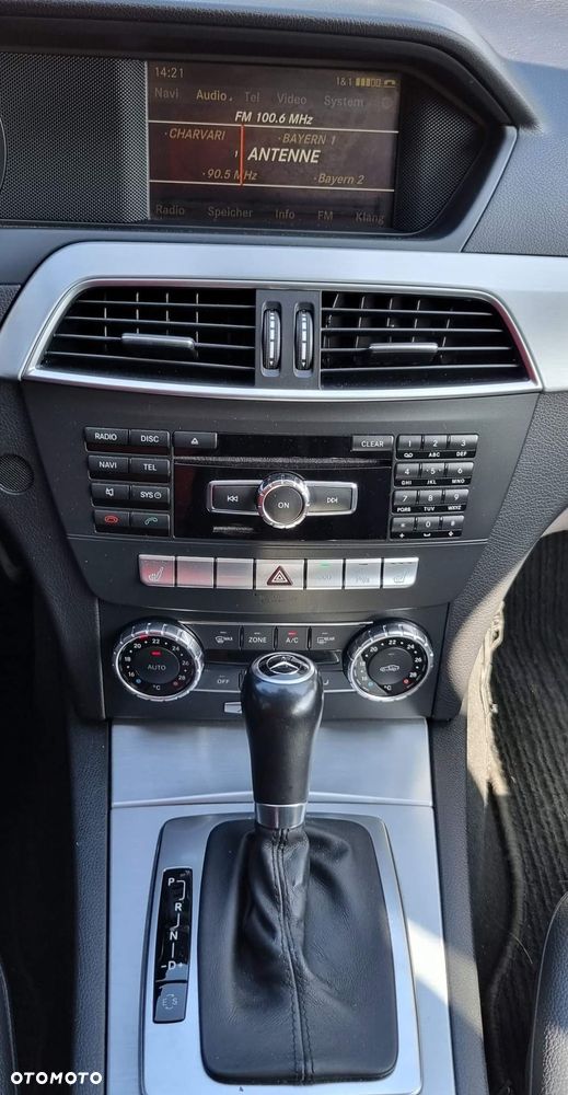 Mercedes-Benz Klasa C 180 BlueEFFICIENCY 7G-TRONIC Avantgarde - 5