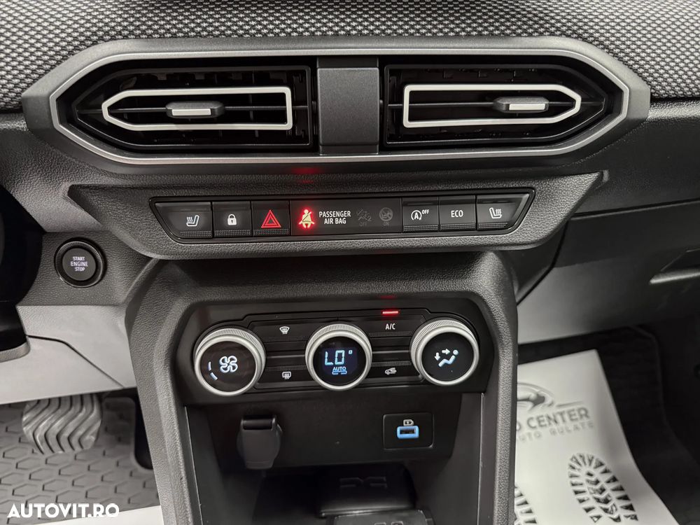 Dacia Logan TCe 90 CVT Comfort - 28