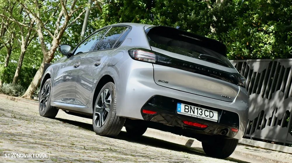 Peugeot 208 1.2 Hybrid Allure e-DCS6 - 13