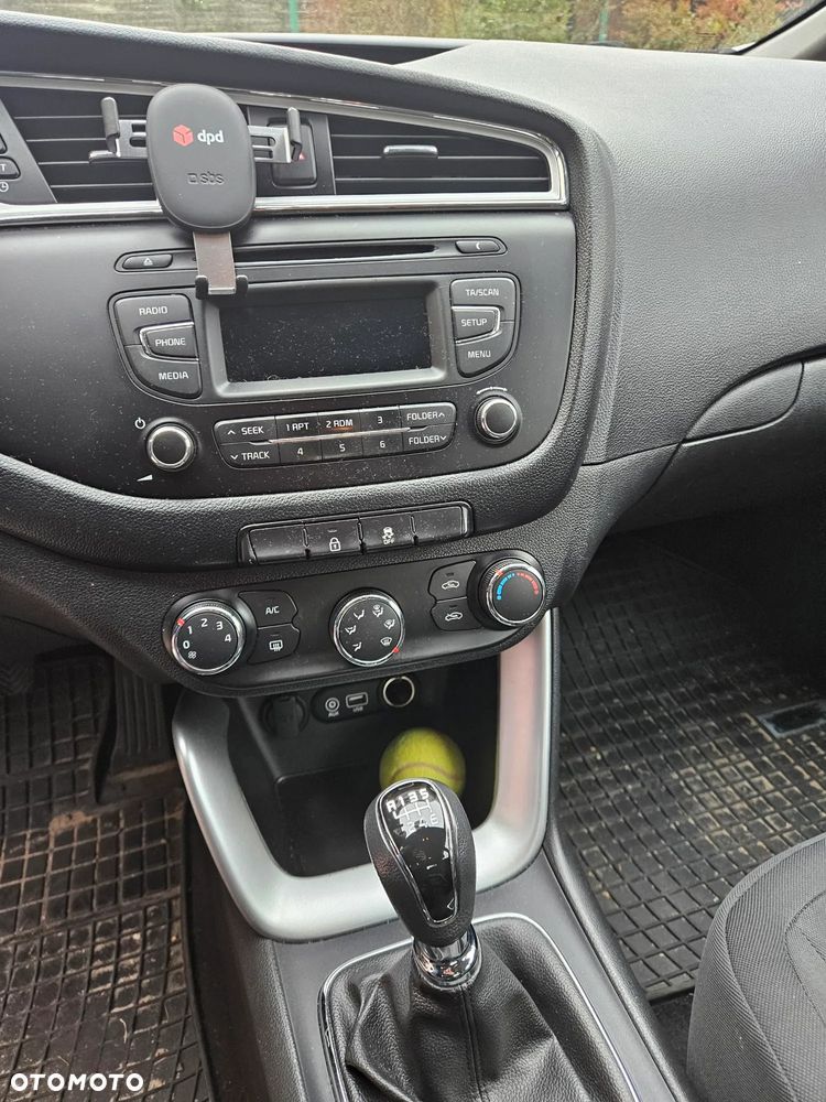 Kia Ceed Cee'd 1.6 CRDi S - 4