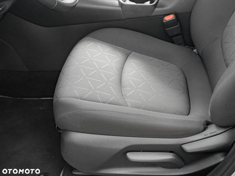 Toyota RAV4 - 11