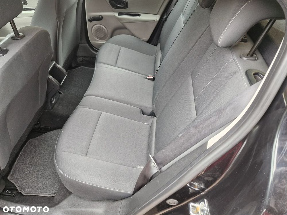 Renault Megane 1.6 16V Authentique - 9