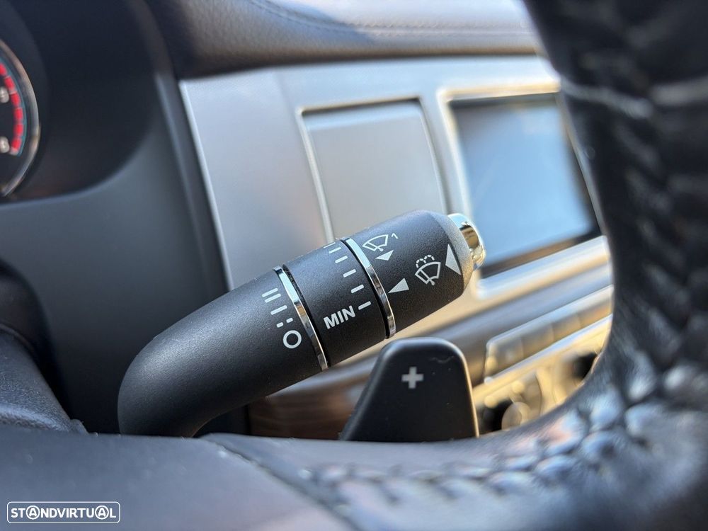 Jaguar XF 2.2 D Premium Luxury - 10