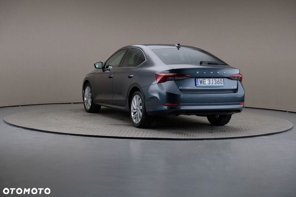 Skoda Octavia - 2