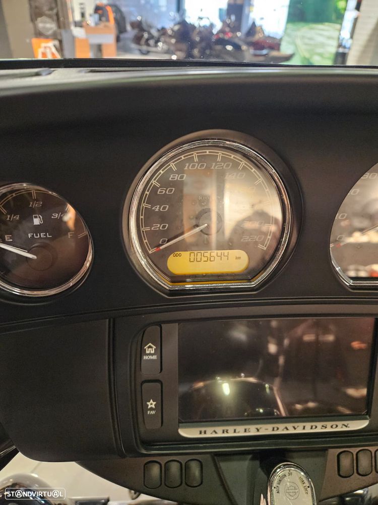Harley-Davidson Ultra Tri Glide - 4