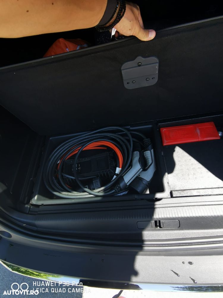 Peugeot 3008 PHEV 300 EAT8 4X4 GT - 32