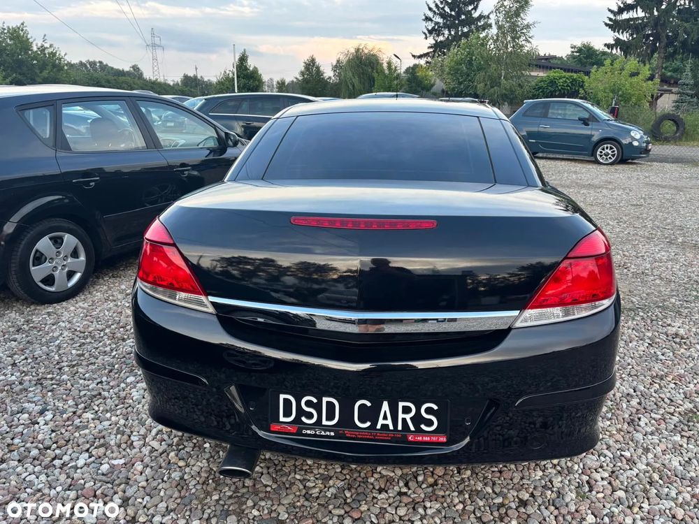 Opel Astra 1.8 Cosmo - 24