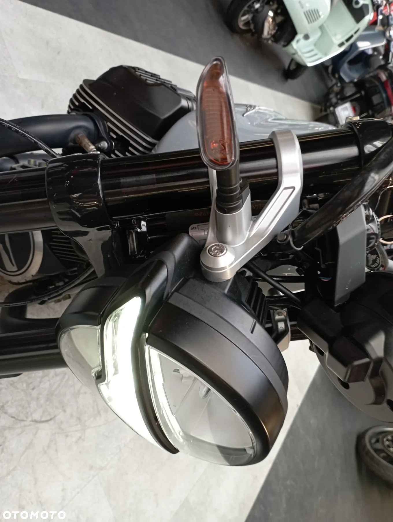 Moto Guzzi V7 - 20