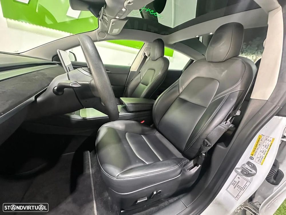 Tesla Model 3 Standard Range Plus RWD - 29