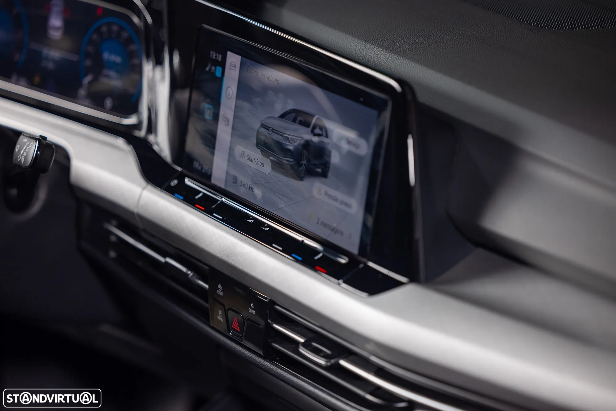 VW Golf 2.0 TDI Conceptline - 11