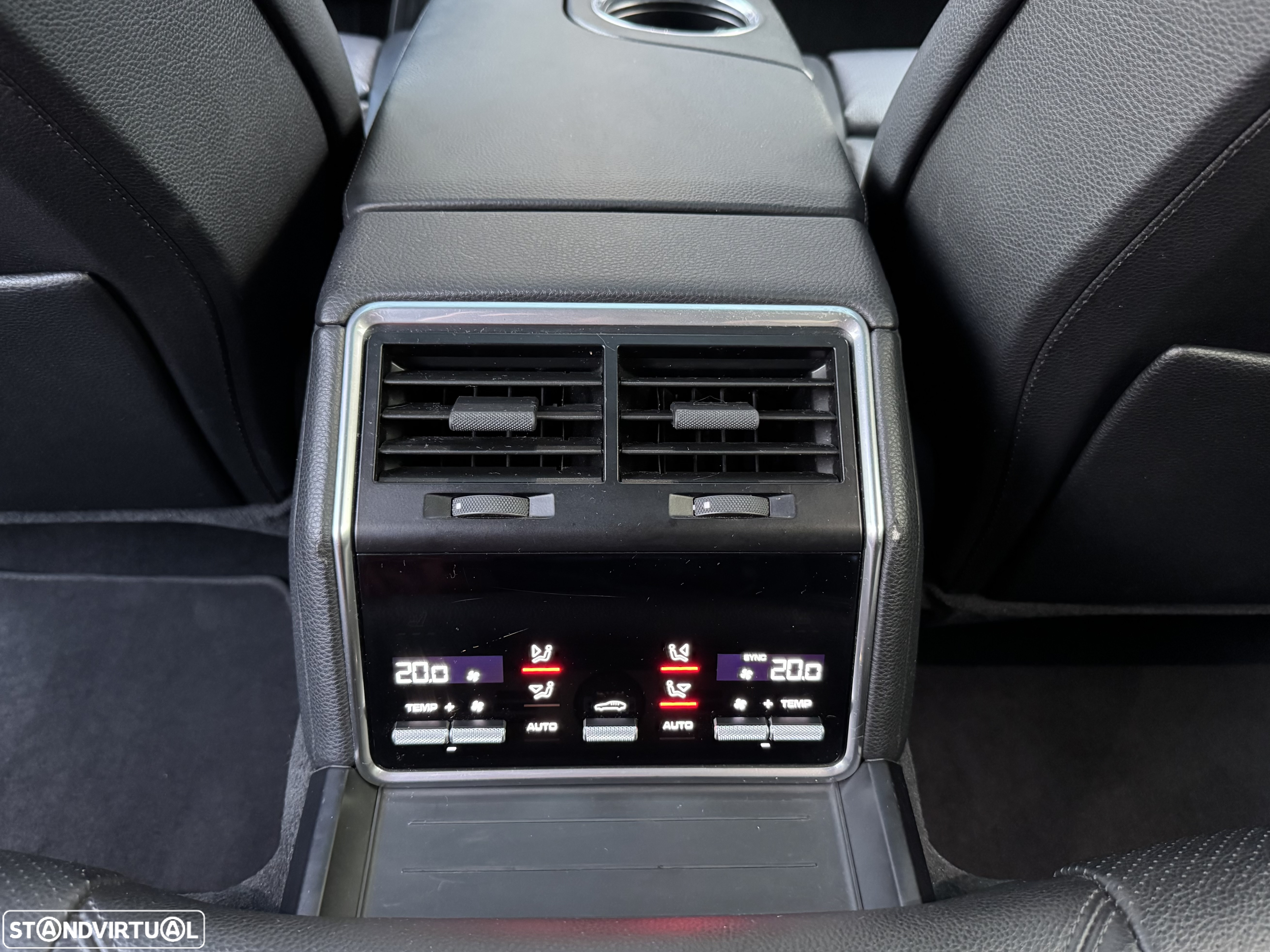 Porsche Panamera Sport Turismo 4 E-Hybrid - 13