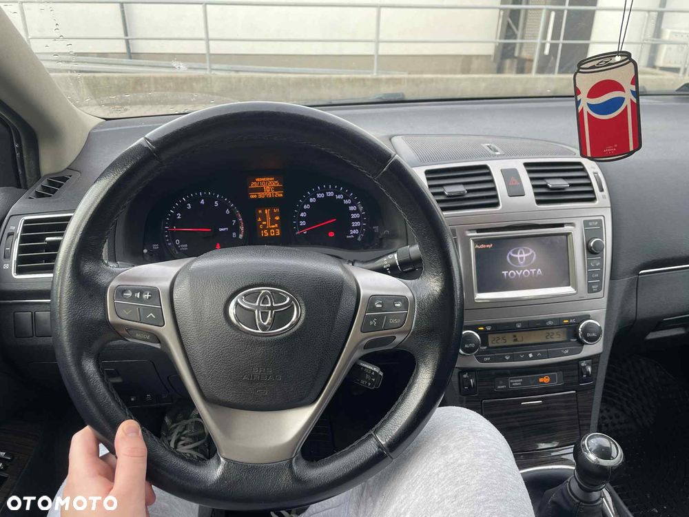 Toyota Avensis 1.8 Premium - 7