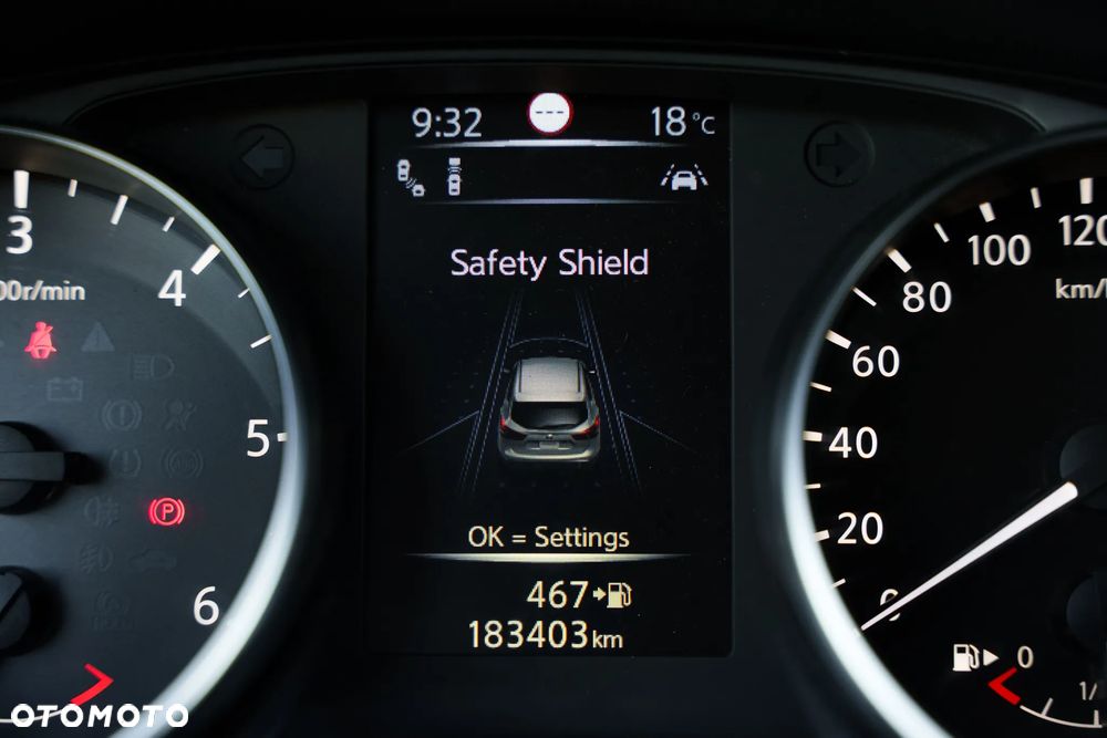 Nissan Qashqai 1.6 DCi Tekna+ - 22