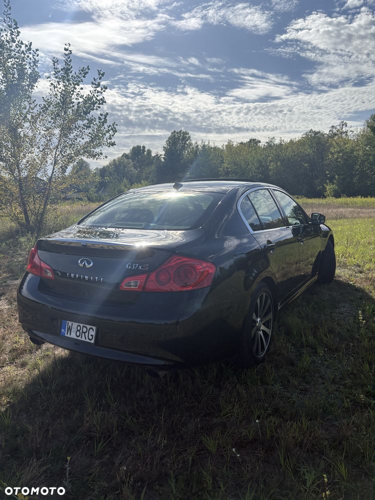 Infiniti G 2012 photo 2