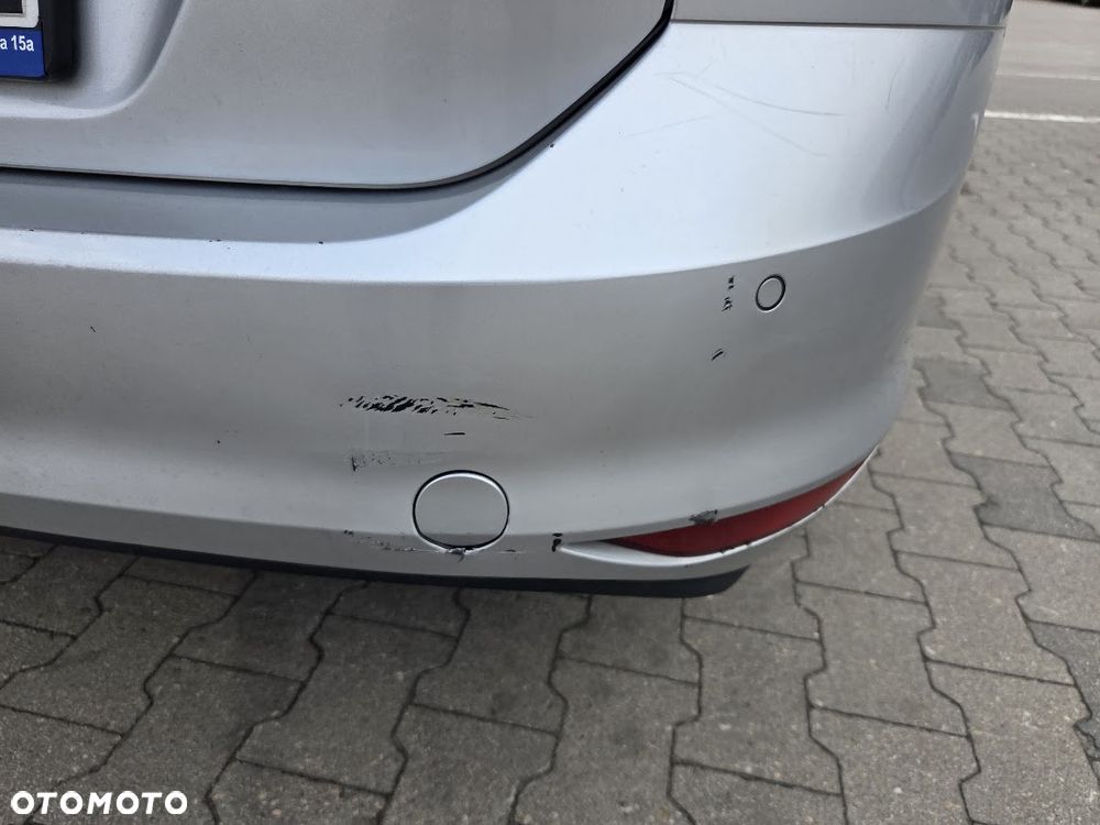 Volkswagen Golf 1.6 TDI BMT Comfortline - 4