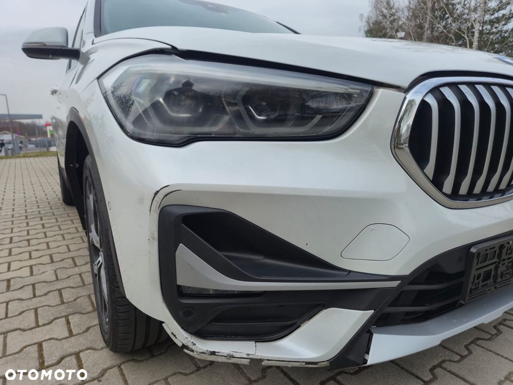 BMW X1 xDrive18d xLine - 12
