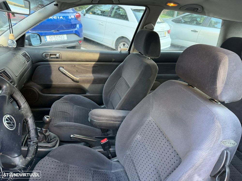 VW Golf 1.4i Confortline AC - 13