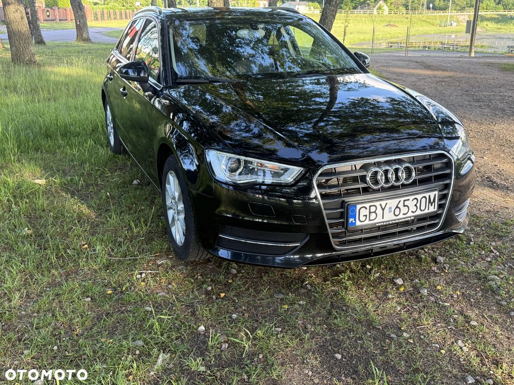 Audi A3 Sportback - 1