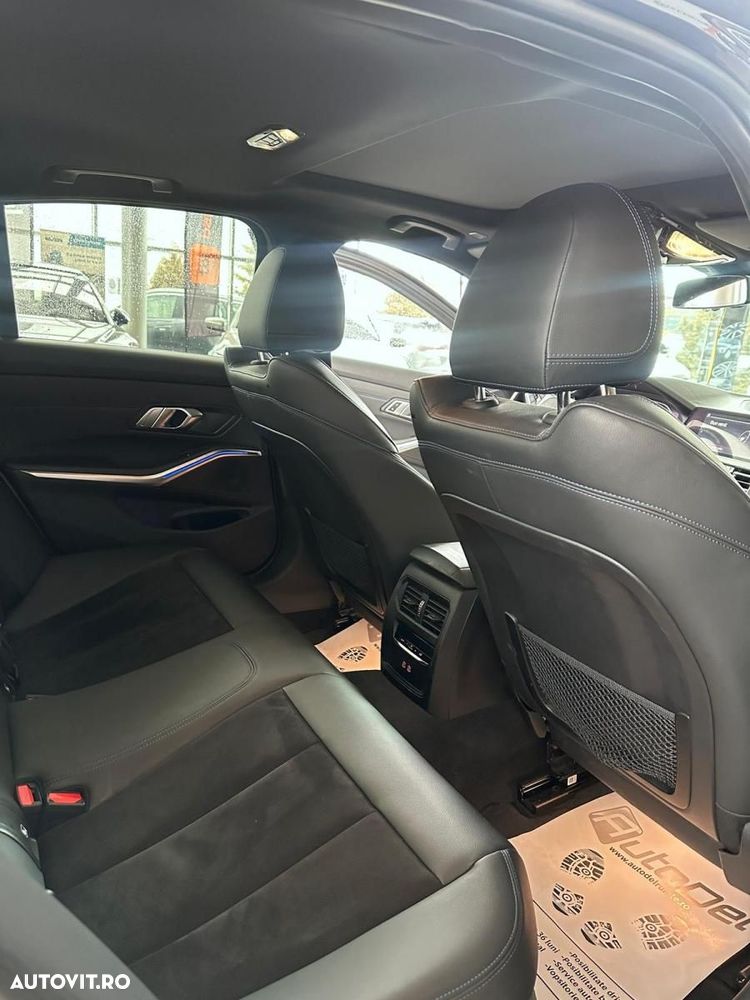 BMW Seria 3 320i xDrive Aut. Edition M Sport Shadow - 17