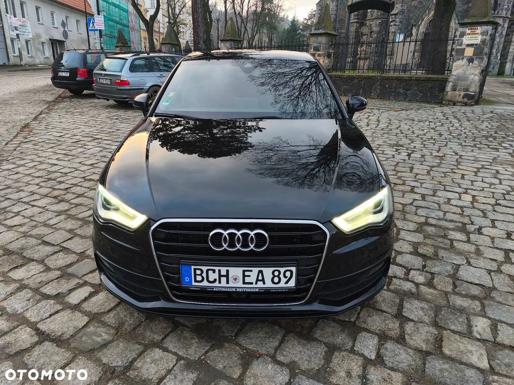 Audi A3 Sportback 2.0 TDI S tronic S line Sportpaket - 8