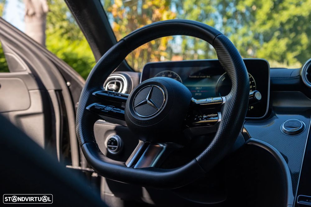 Mercedes-Benz C 300 e AMG Line - 27