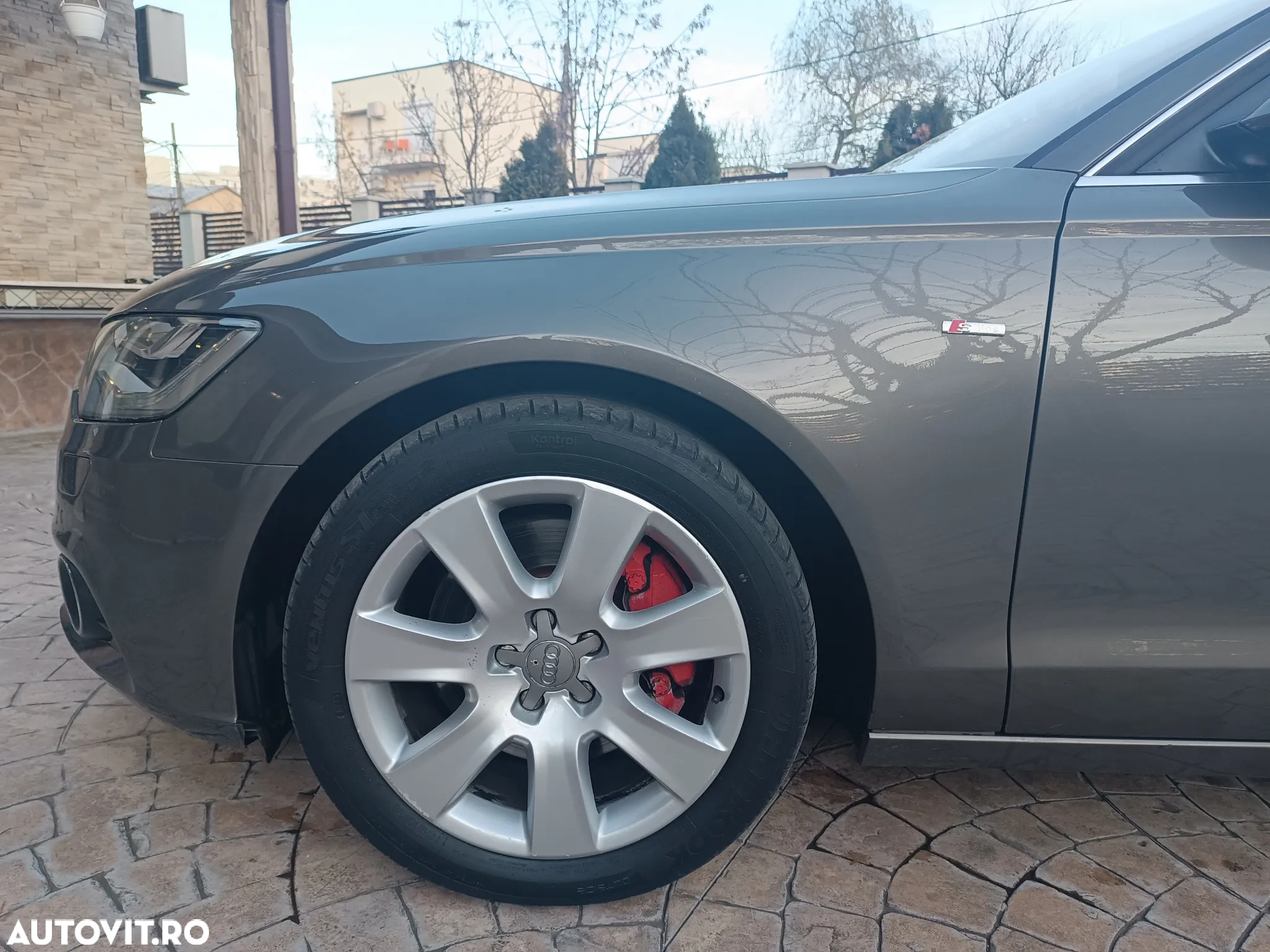 Audi A6 - 8