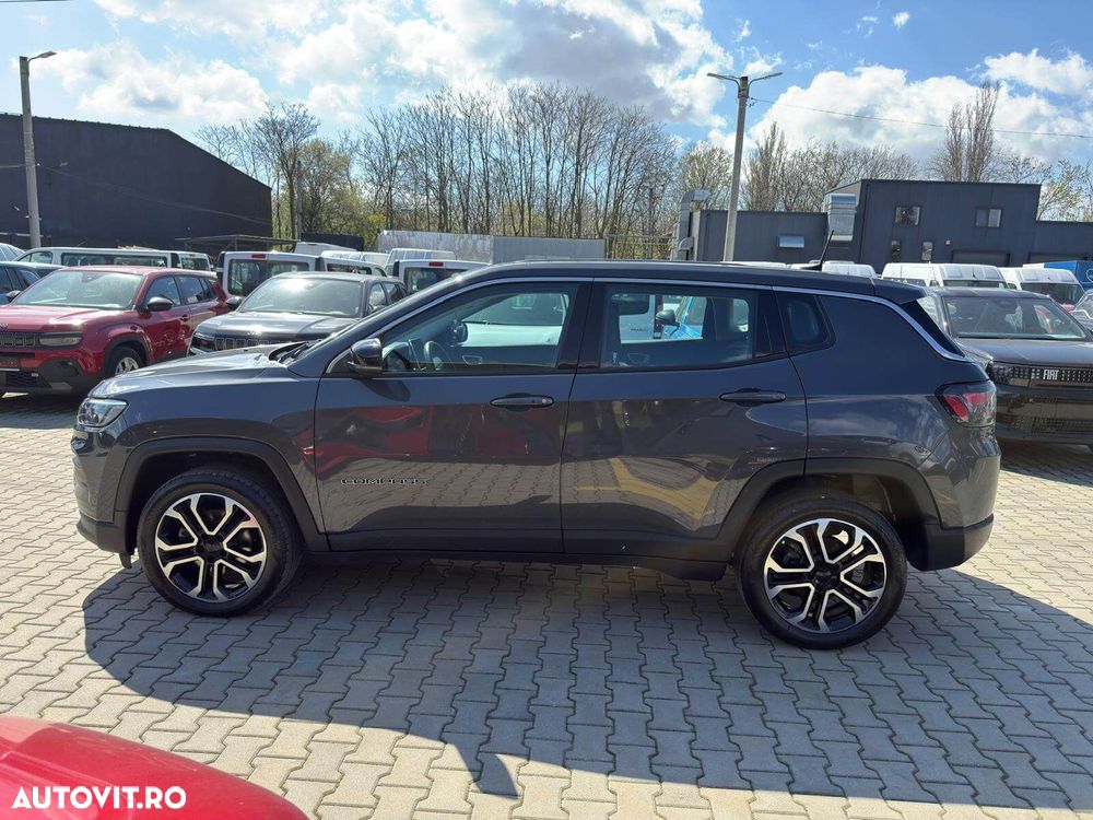 JEEP Compass 2024 — imagine 12