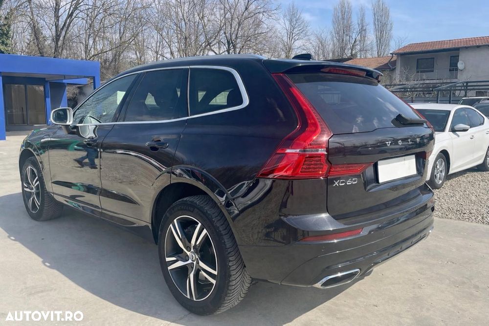 Volvo XC 60 T8 Twin Engine AWD R-Design - 6