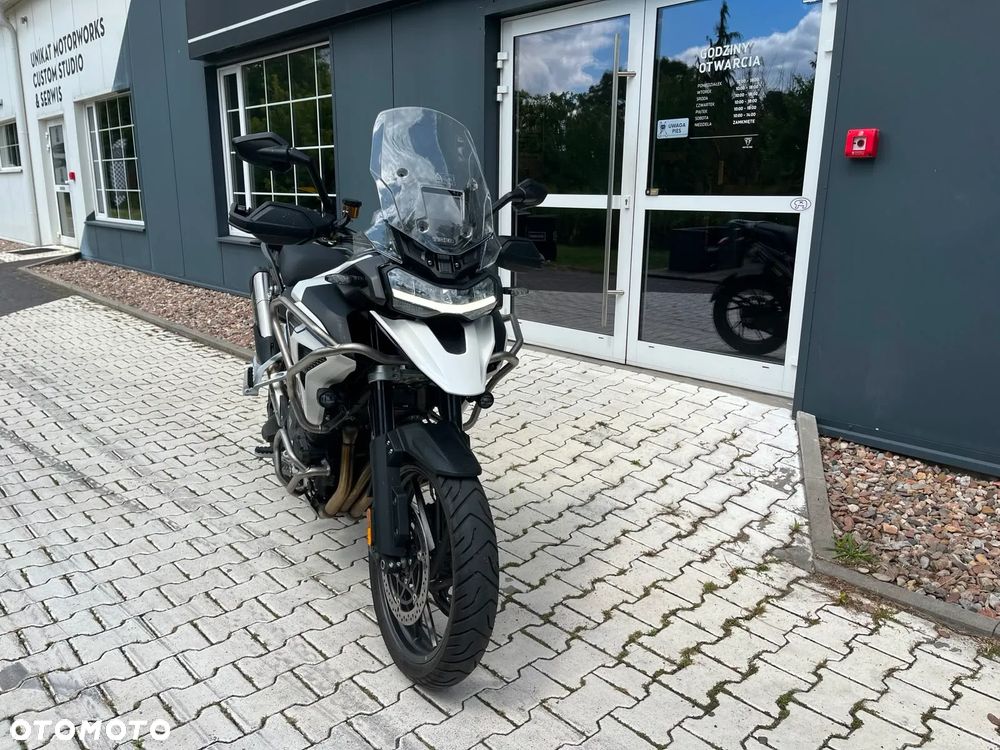Triumph Tiger - 4