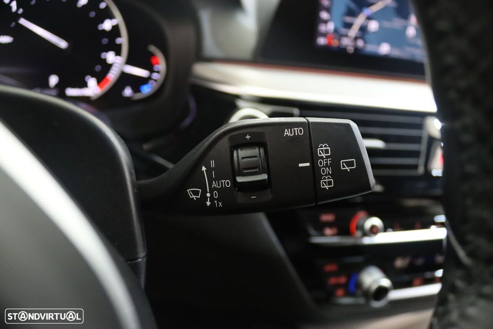 BMW 520 d Pack M Auto - 14