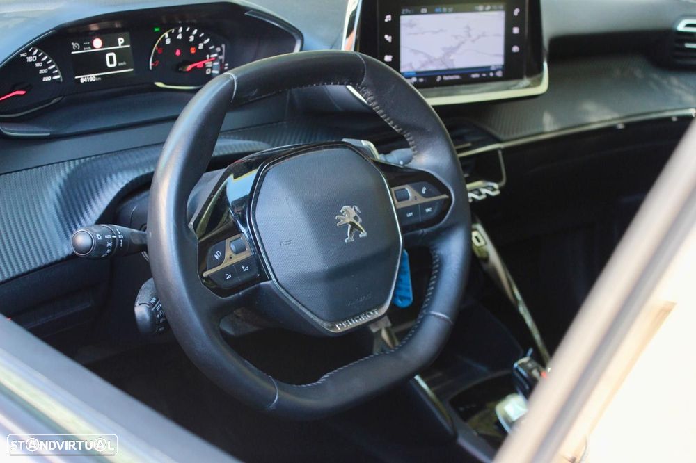 Peugeot 2008 1.2 PureTech Active EAT8 - 20