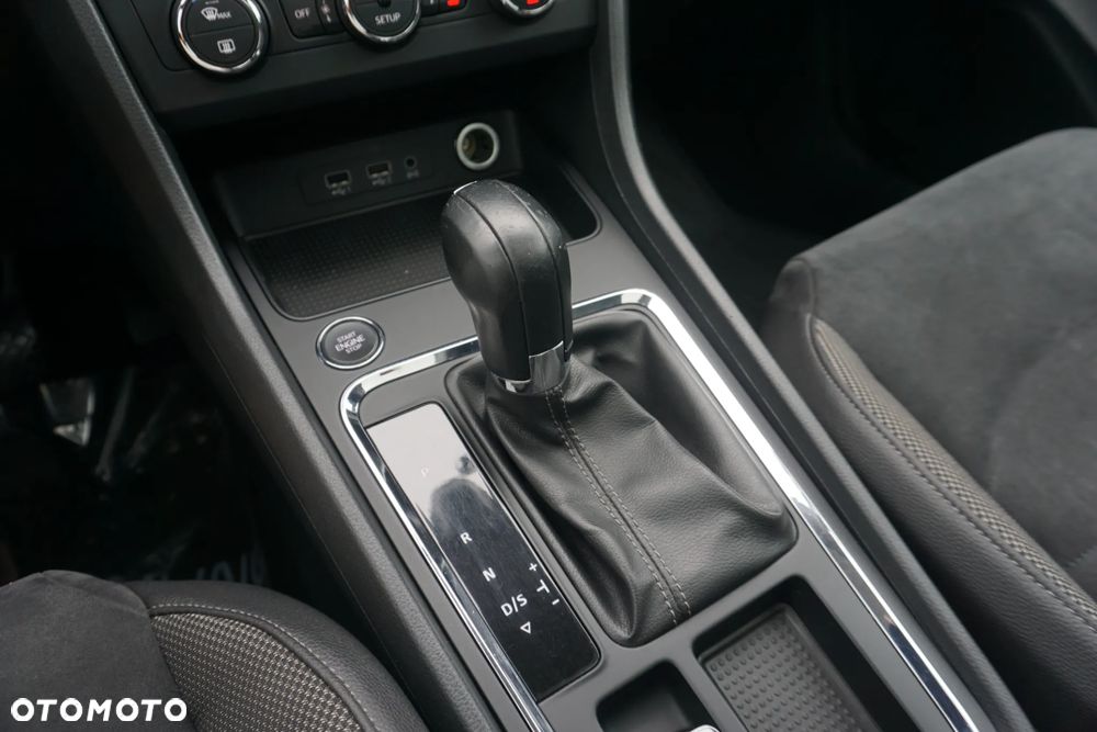 Seat Ateca 1.4 ECO TSI DSG STYLE - 30