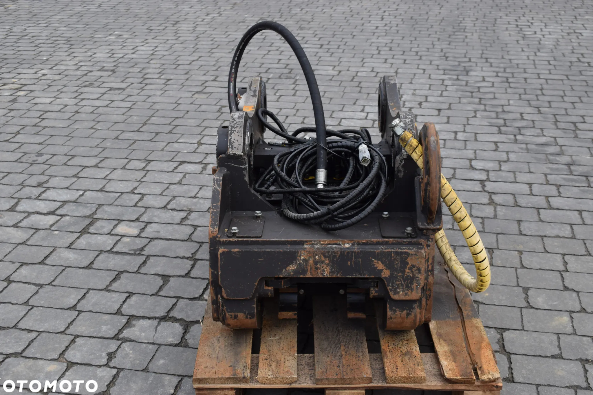 Szybkozłącze hydrauliczne Engcon EC- Oil QS80/ fi100 jak OilQuick - 11
