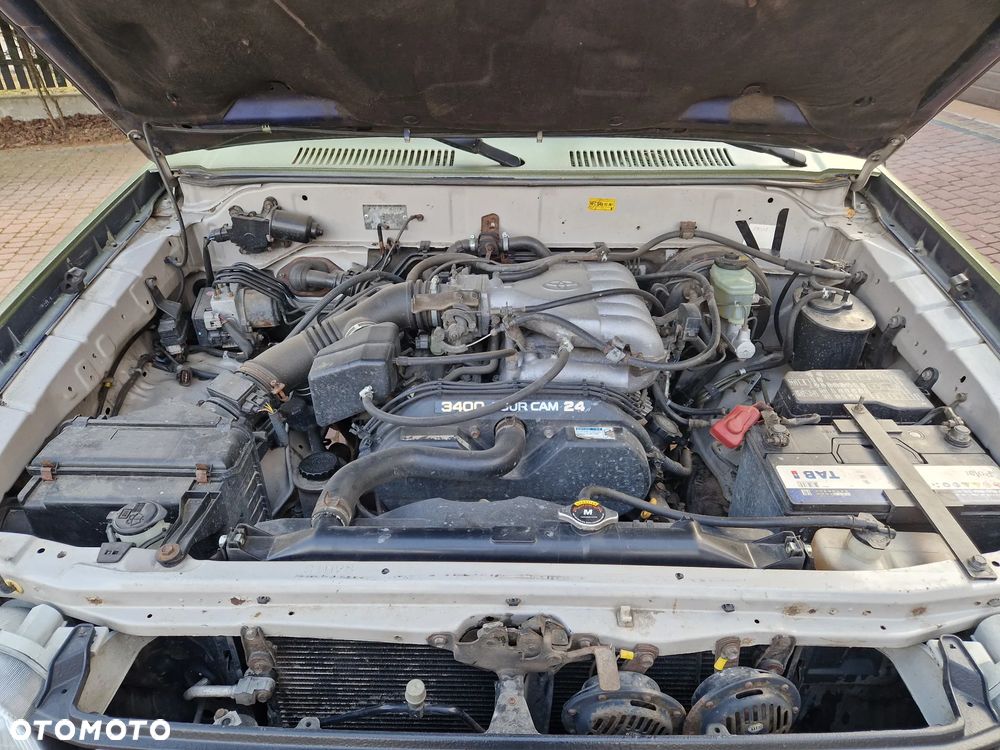 Toyota Land Cruiser - 14
