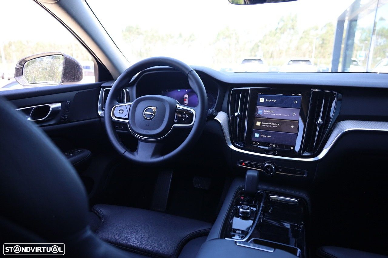 Volvo V60 2.0 T6 AWD TE Plus Dark - 13