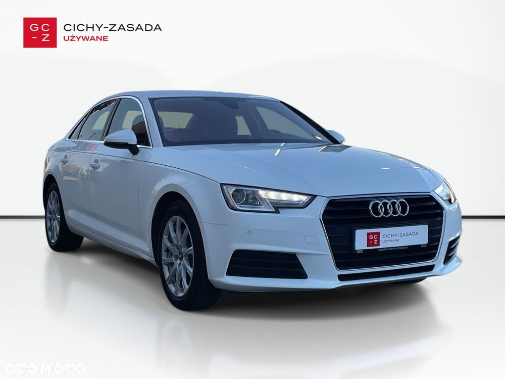 Audi A4 Limousine - 8
