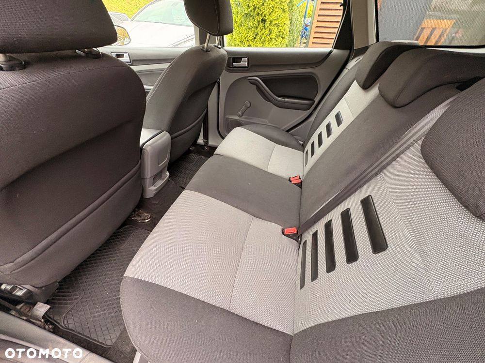 Ford Focus 1.6 Ti-VCT Titanium - 18