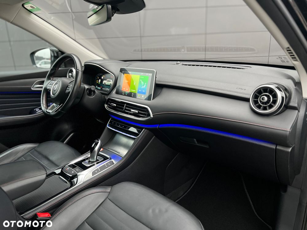 MG HS PHEV Luxury - 16