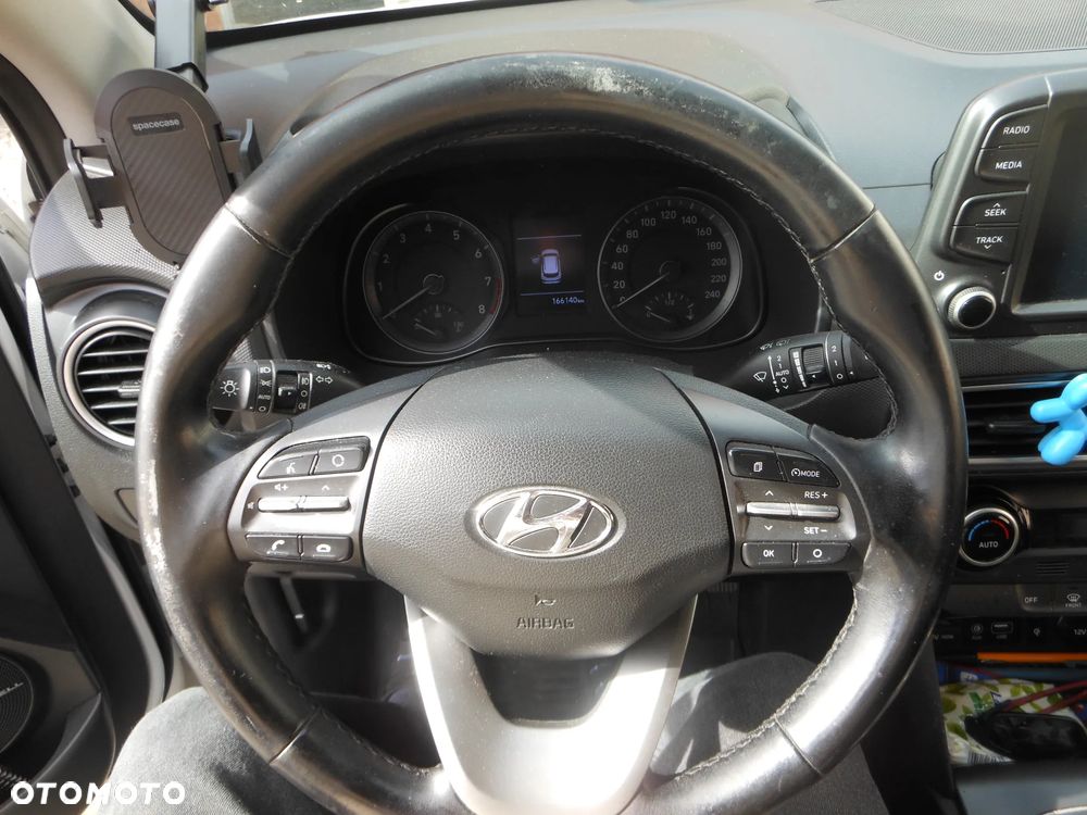 Hyundai Kona - 14
