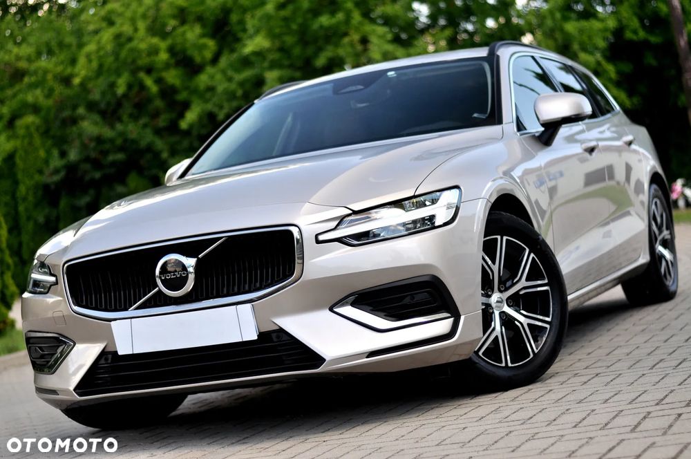 Volvo V60 B4 D Momentum Pro - 5