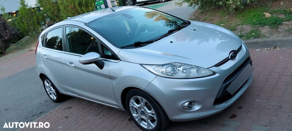 Ford Fiesta 1.6 TDCi DPF Titanium - 1
