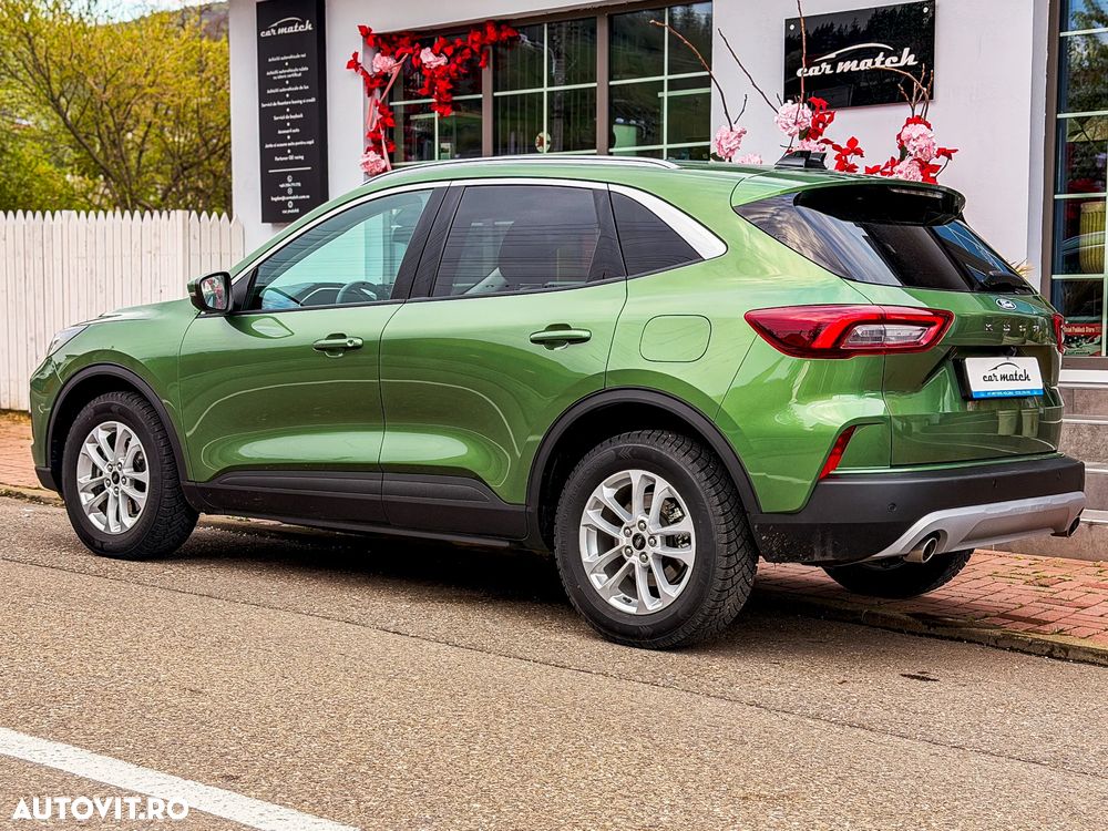 Ford Kuga - 12