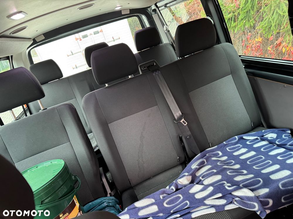 Volkswagen Transporter - 11