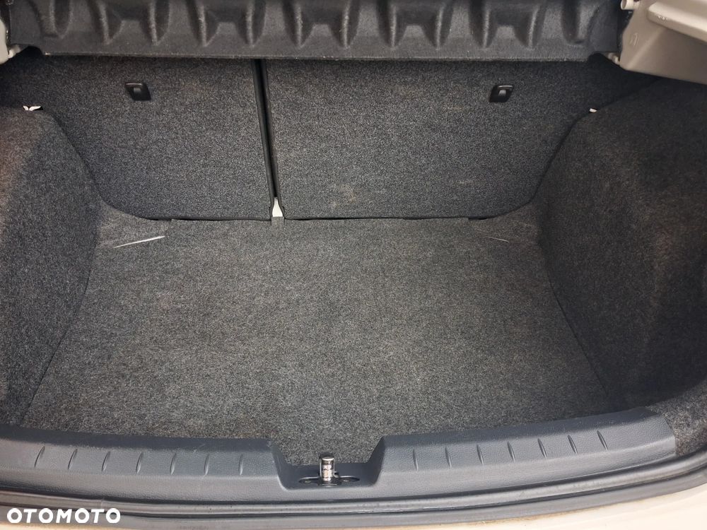 Seat Ibiza 1.4 16V Style 4YOU - 11