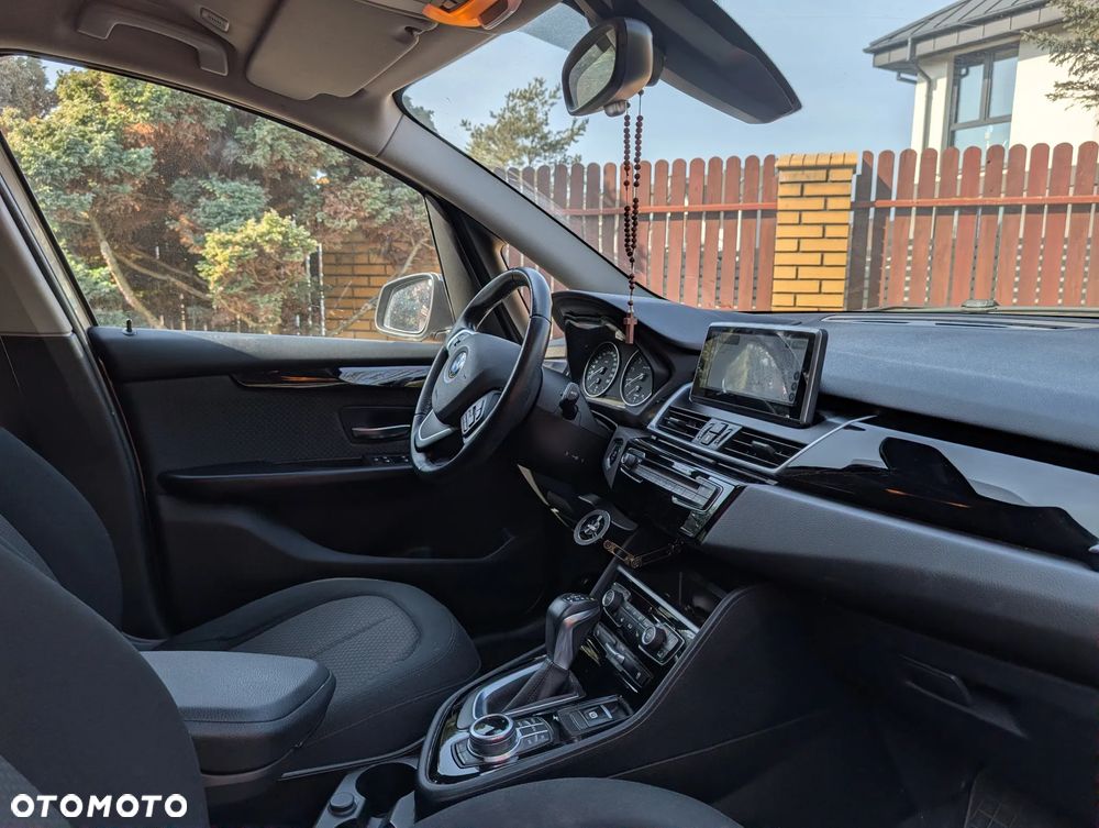 BMW Seria 2 218i GT - 6