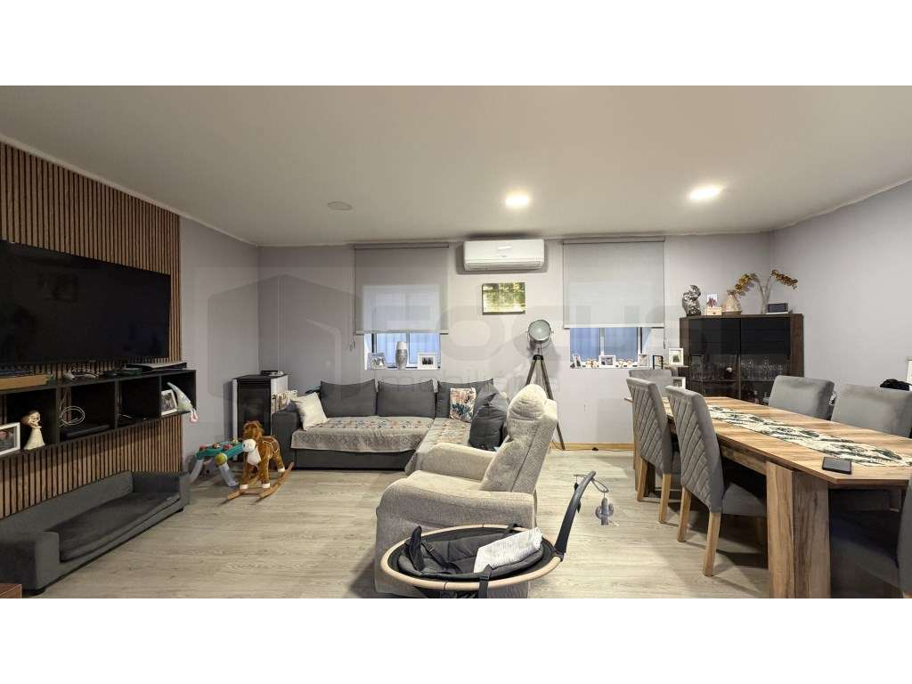 Moradia T3 térrea, em renovação, Águeda - Jafafe - Grande imagem: 2/15